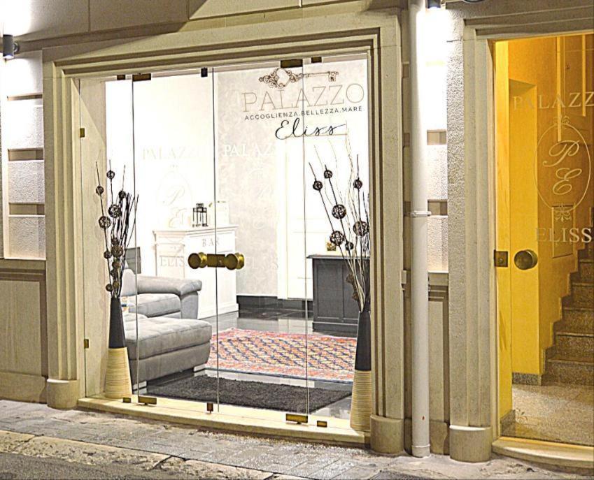 B&B Palazzo Eliss Di Bartocci Srl Margherita Di Savoia Luaran gambar